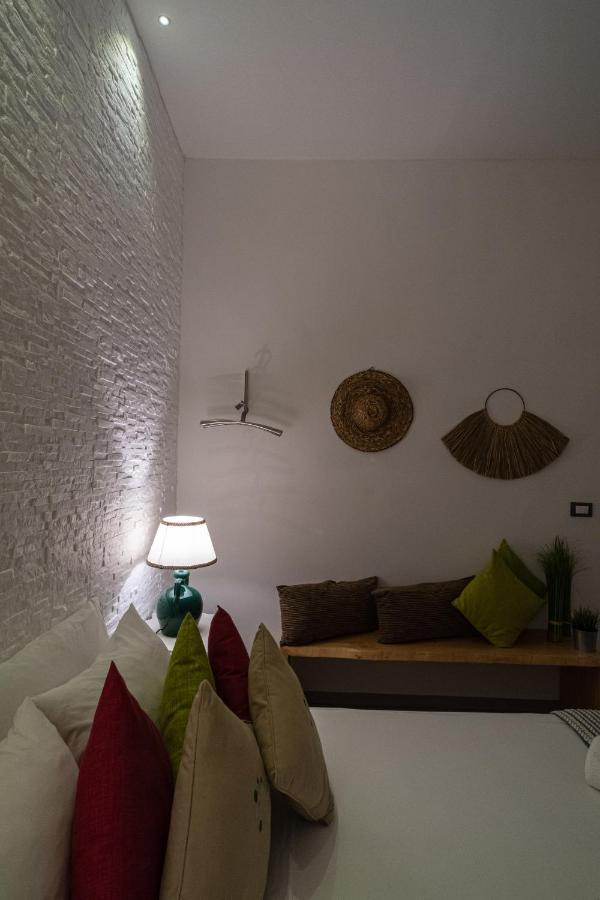 Apartament Il Giardino Di Sybar Lecce Zewnętrze zdjęcie